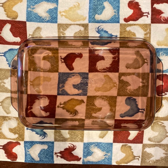 Vintage 3-Quart Oblong Cranberry Glass Pyrex Baker - Picture 5 of 15